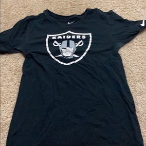 Raiders t shirt